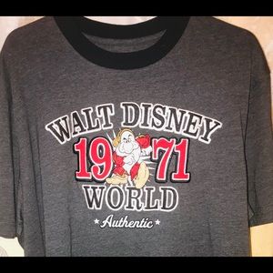 Walt Disney World Grumpy Shirt Men’s Large NWT